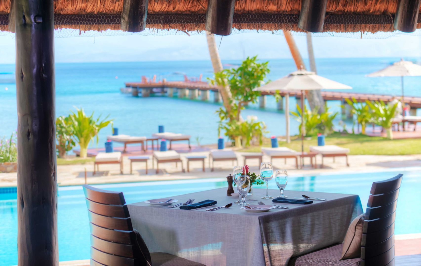 Ocean side dining at Jean-Michel Cousteau Resort, Fiji